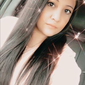 Meet your Posher, Itzel